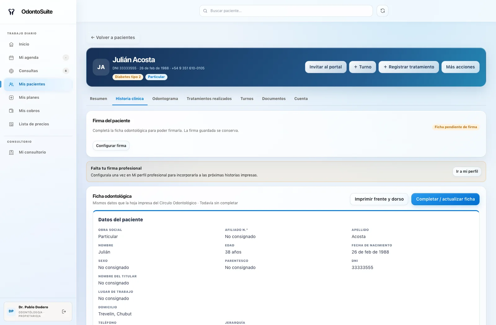 Ficha e historia clínica digital dentro de OdontoSuite con entorno demo